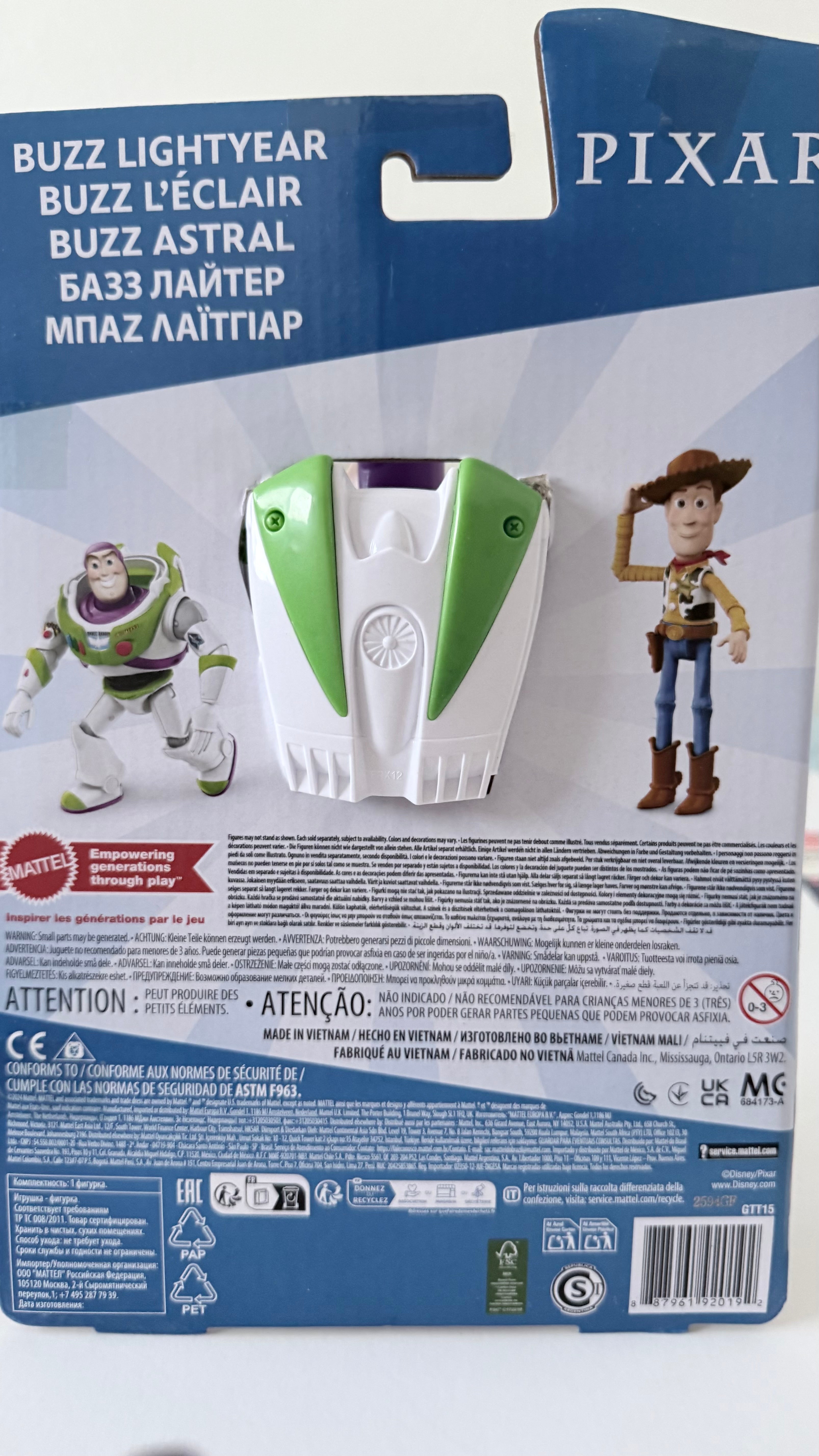 Mattel Disney Pixar Toy Story Action Figure, Posable Buzz Lightyear in Signature Spacesuit Look, Collectible Toy, 7-inch