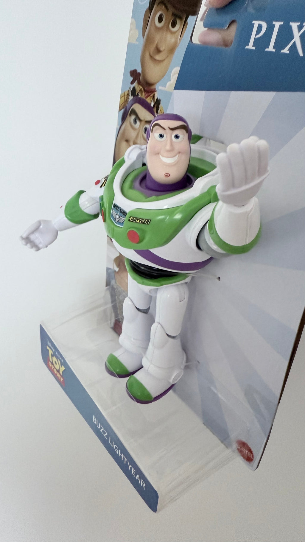 Mattel Disney Pixar Toy Story Action Figure, Posable Buzz Lightyear in Signature Spacesuit Look, Collectible Toy, 7-inch